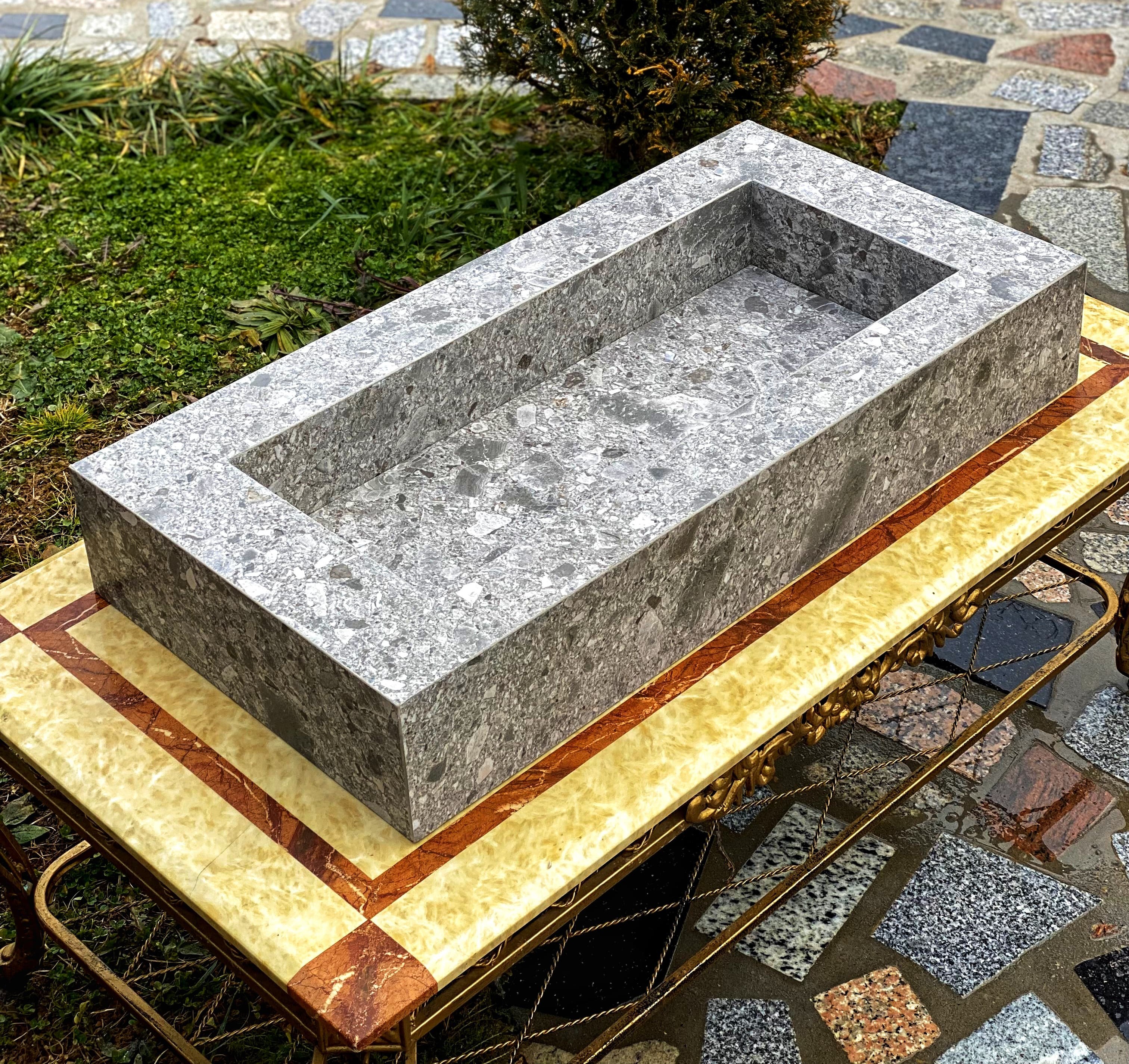 Unikatan dizajn lavaboa