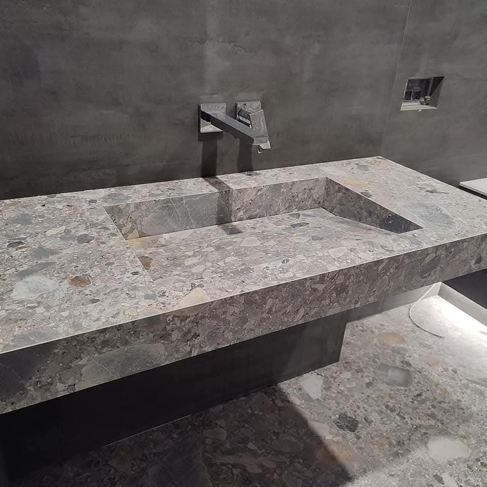 Besprekorno uklapanje